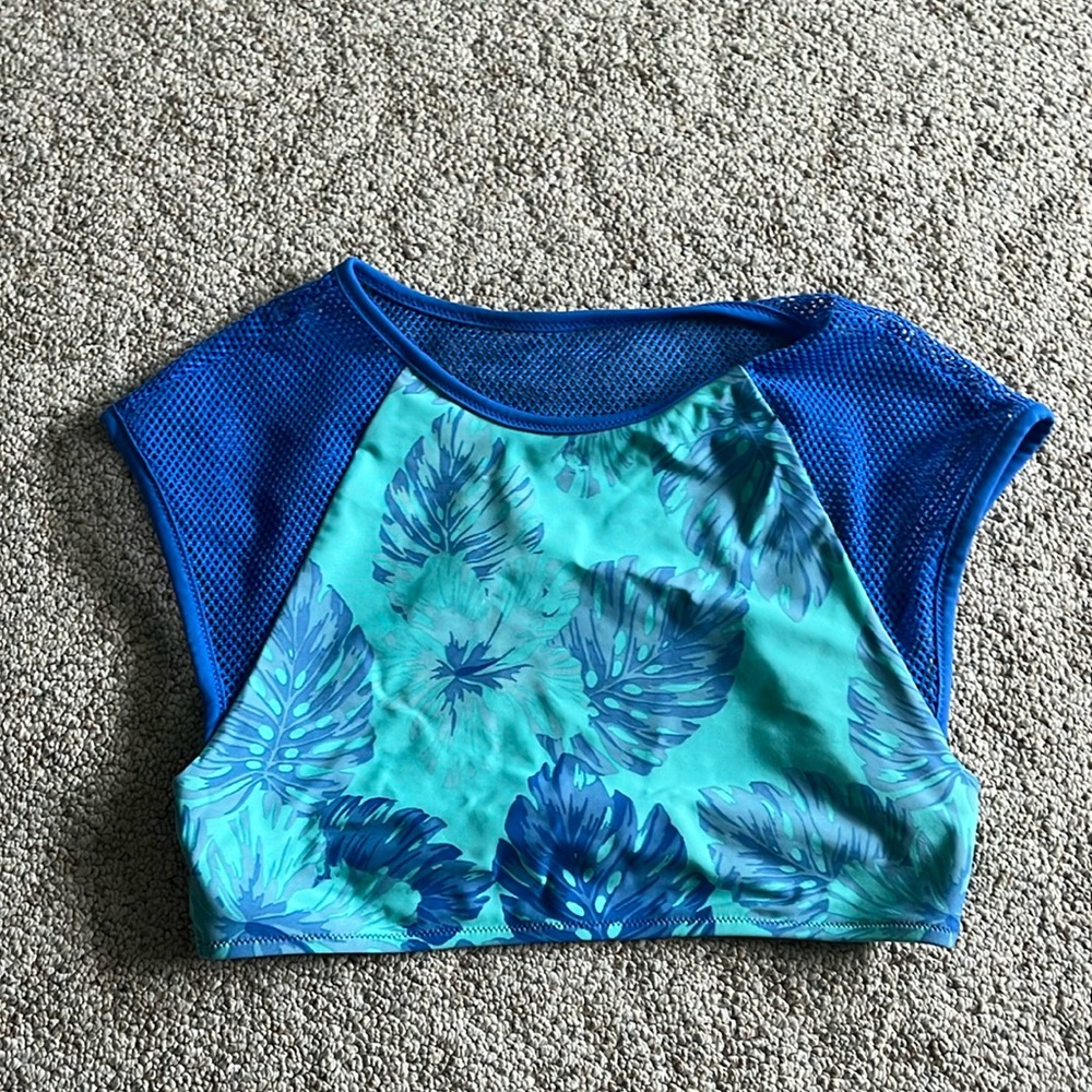 Aeries bikini top
